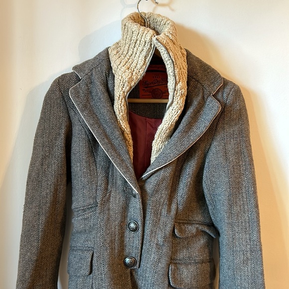 Superdry, The Havking Blazer, Size X-Small, removable neck, soft and Adorable - Picture 2 of 7